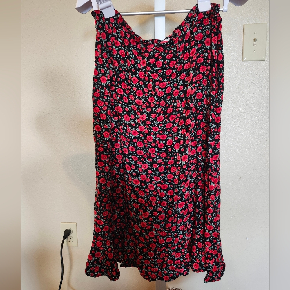 Christopher and Banks Floral Poppy Black and Red Women's Skirt